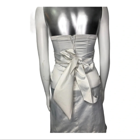 🛍️3/$40 Sakura White Polished Cotton Strapless  Dress Size Extra Small - Picture 3 of 4